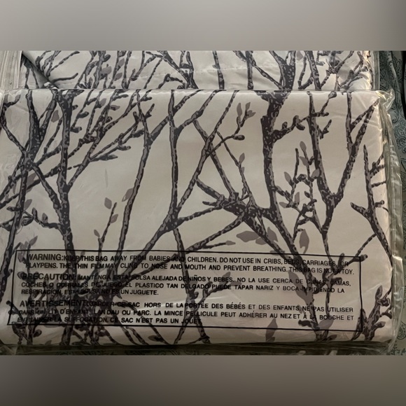 4 window curtain valances - silver & white tree branch design - Picture 5 of 12